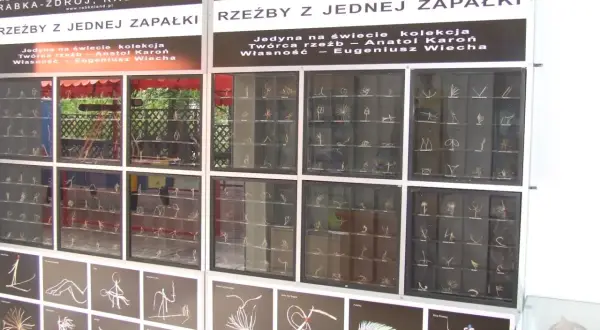 Muzeum Rekordów i Osobliwości w Rabce-Zdroju prezentuje unikatową kolekcję rzeźb z jednej zapałki autorstwa Anatola Karoń.